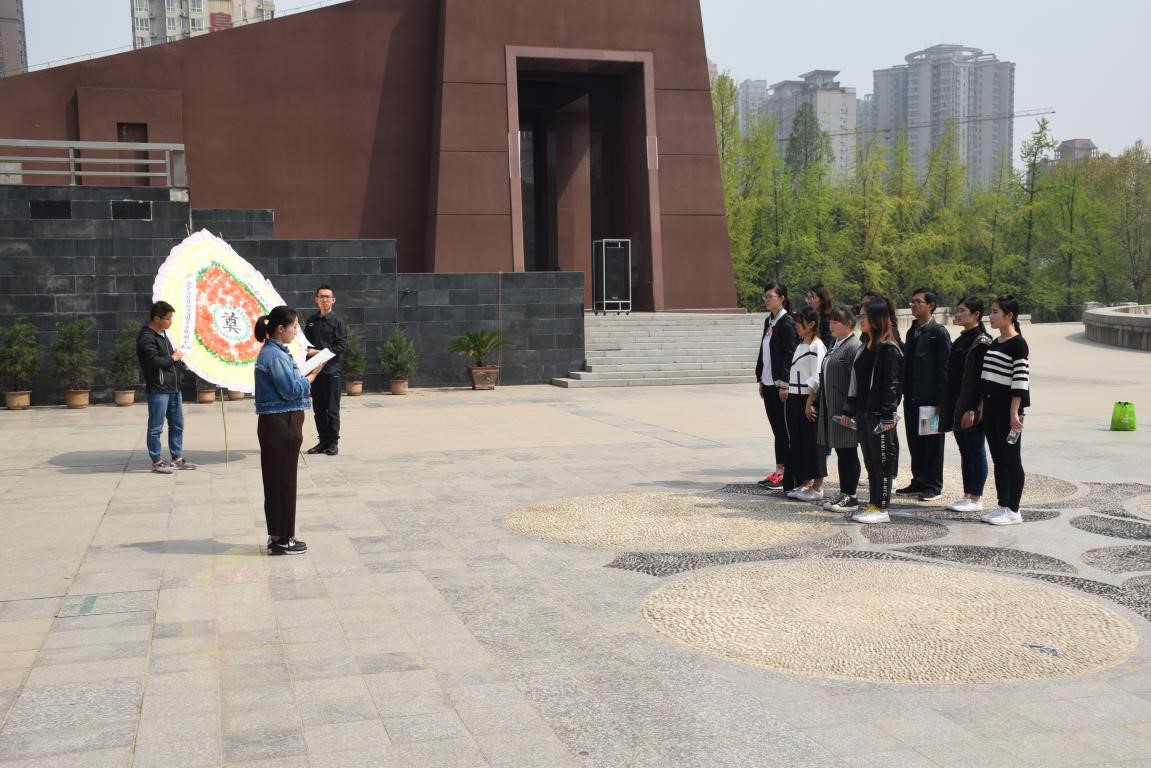 1523569677493468.jpg 1523569677493468.jpg